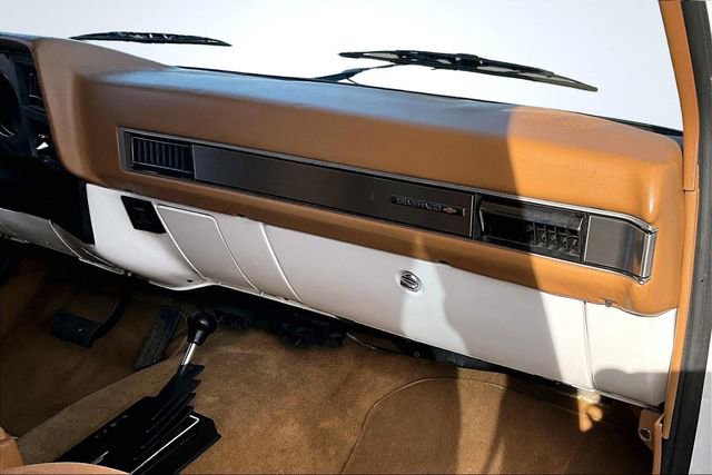 Used 1990 Chevrolet Blazer Base image 22