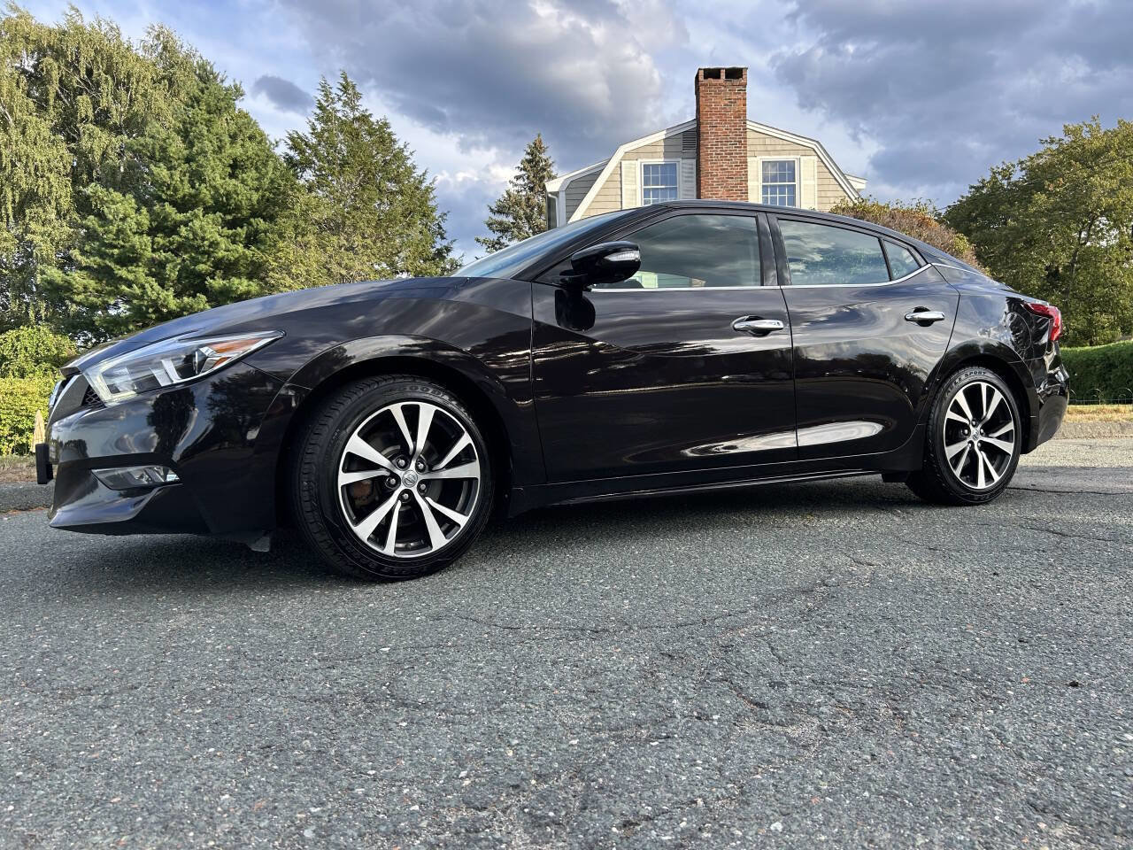 Used 2017 Nissan Maxima Platinum image 4