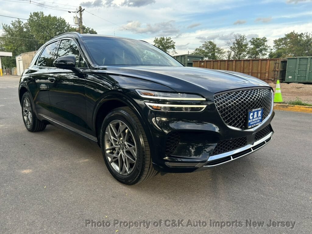 Used 2022 Genesis GV70 2.5T w/ Advanced Package AWD/4WD image 5
