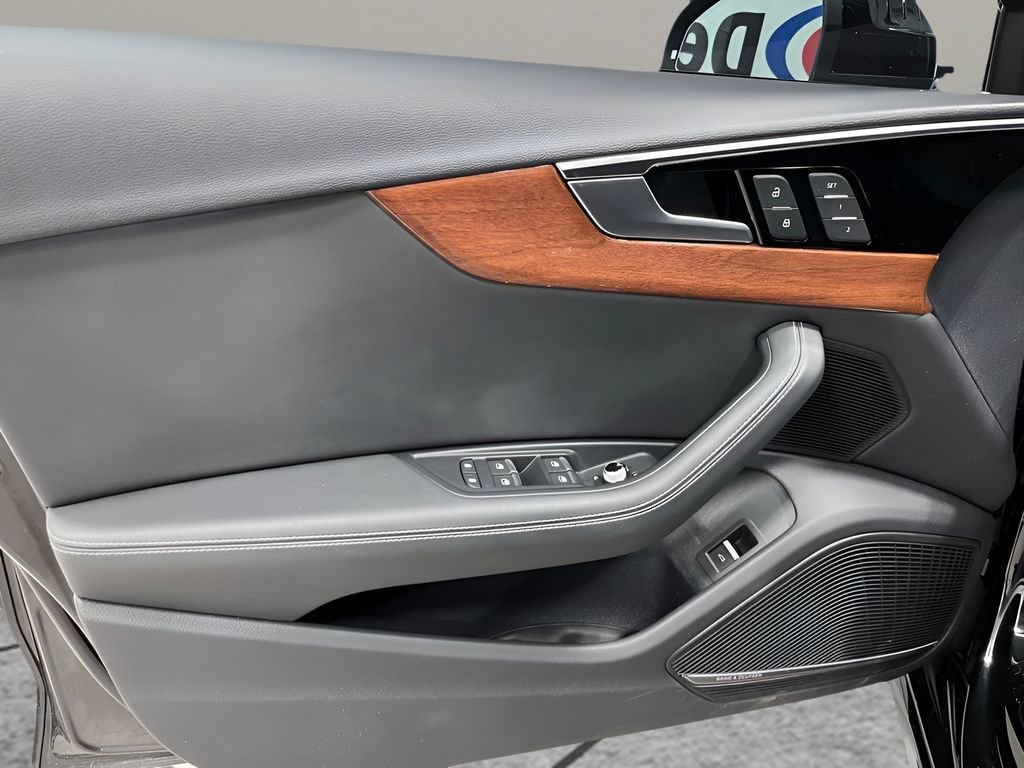 Used 2022 Audi A4 2.0T Premium Plus w/ Premium Plus Package image 10