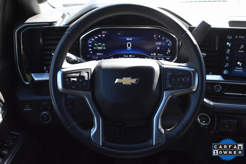 Used 2024 Chevrolet Silverado 2500 LT image 30