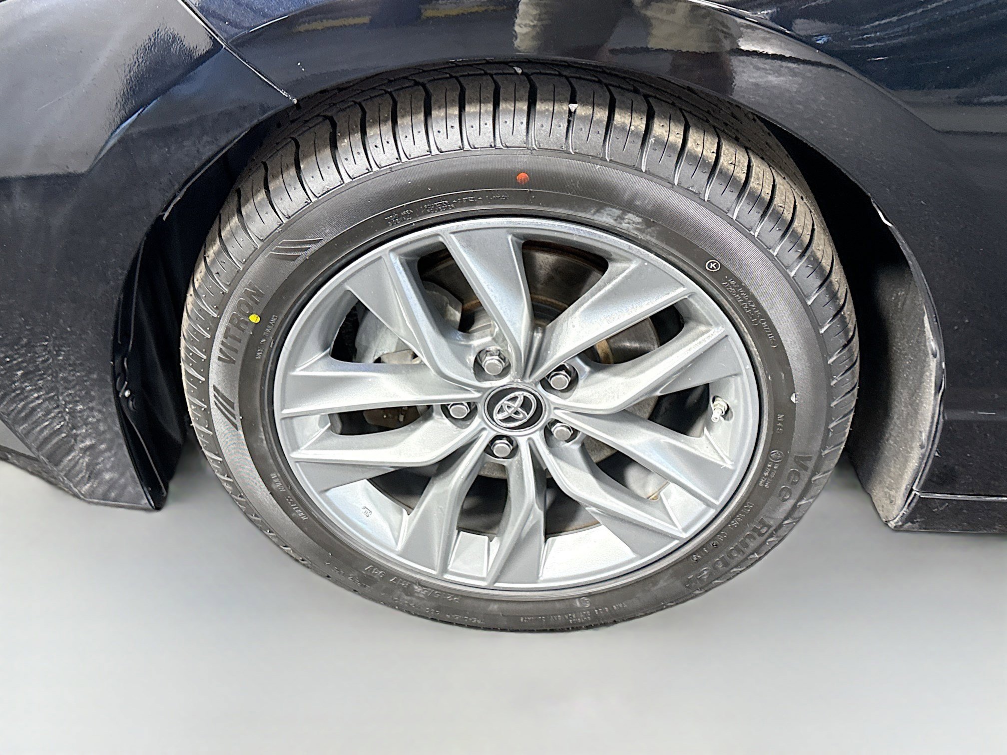 Used 2019 Toyota Avalon XLE w/ Moonroof Package FWD image 38