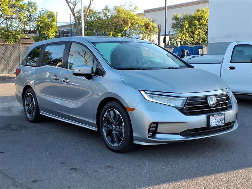 Certified 2022 Honda Odyssey Elite video 3
