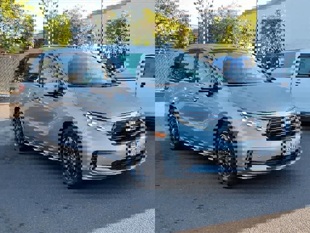 Certified 2022 Honda Odyssey Elite image 3