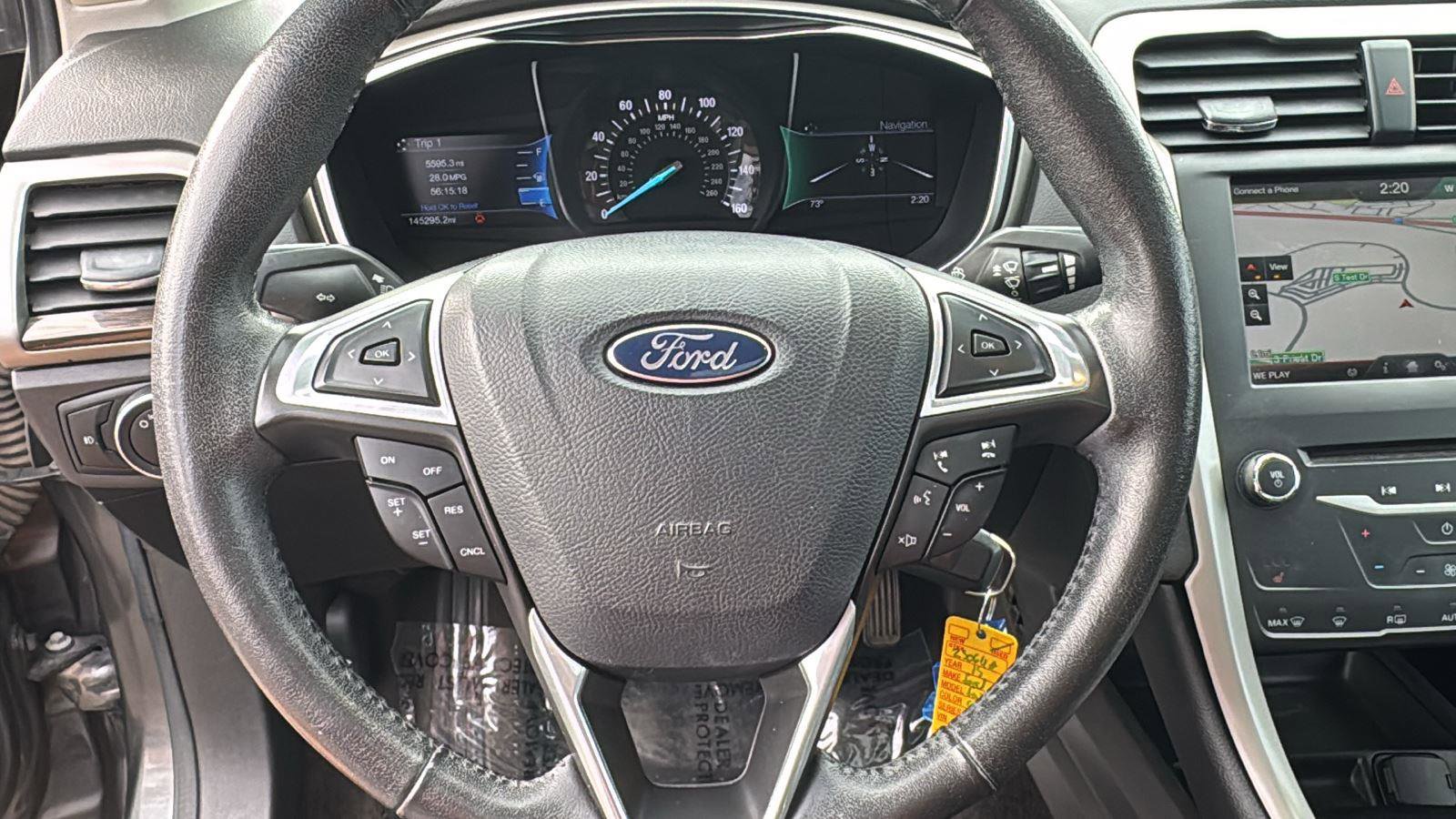 Used 2015 Ford Fusion SE w/ Equipment Group 202A image 12