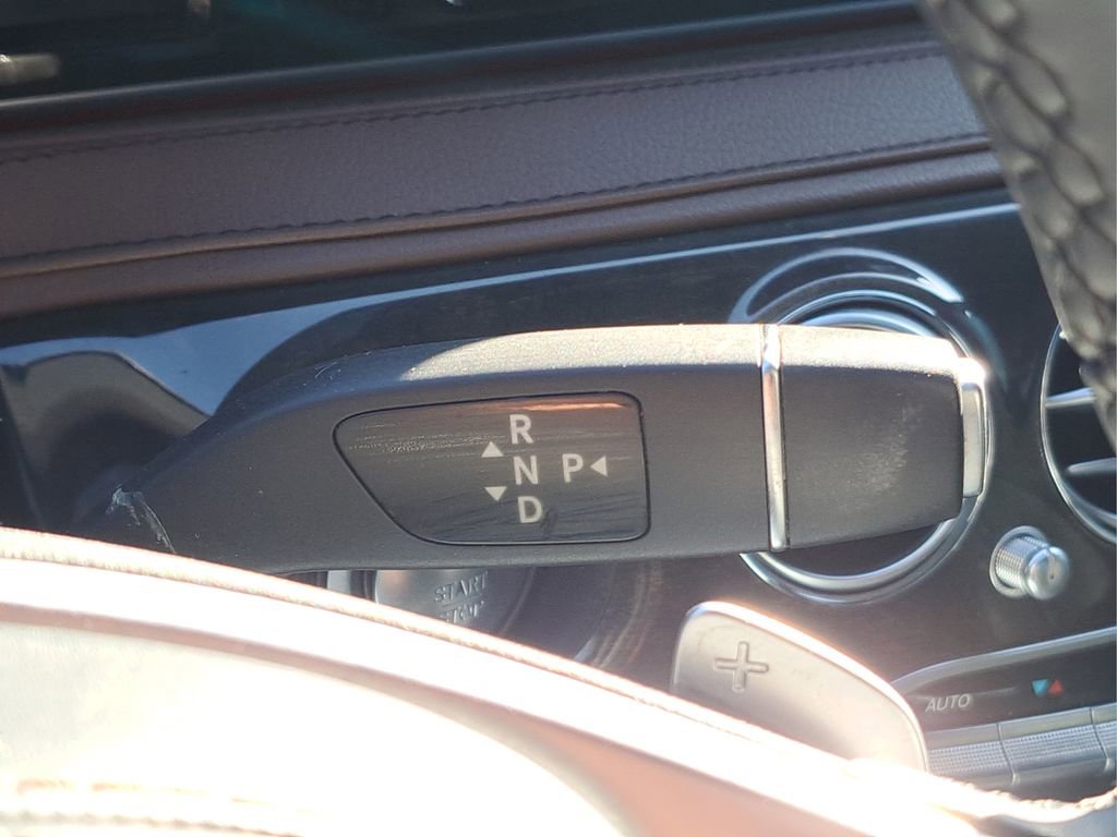 Used 2017 Mercedes-Benz S 550 Sedan image 18