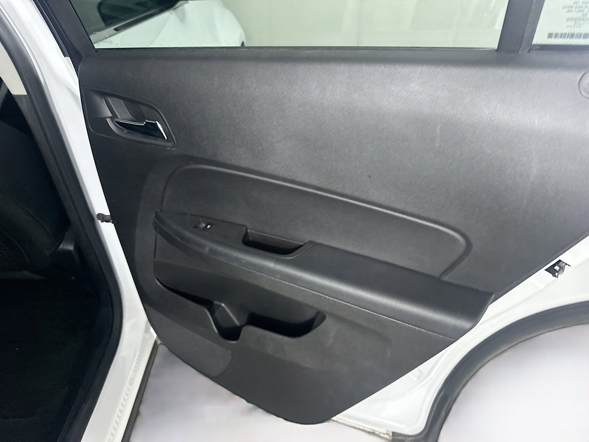 Used 2015 Chevrolet Equinox LT w/ Power Convenience Package image 27