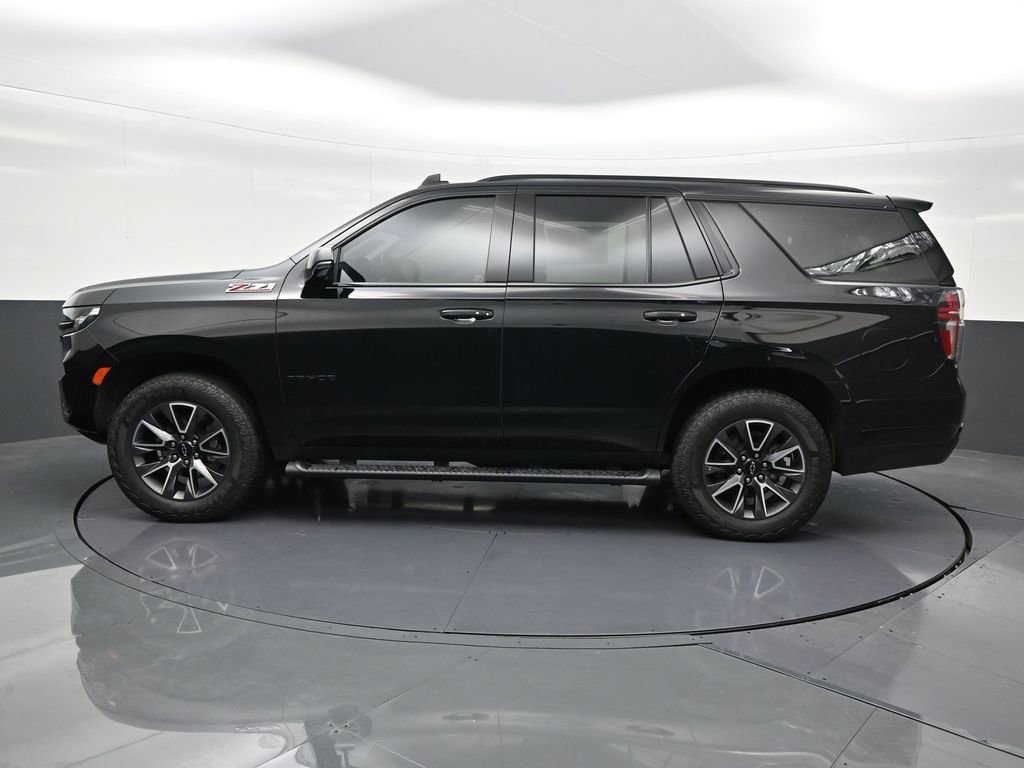 Used 2024 Chevrolet Tahoe Z71 w/ Luxury Package image 2