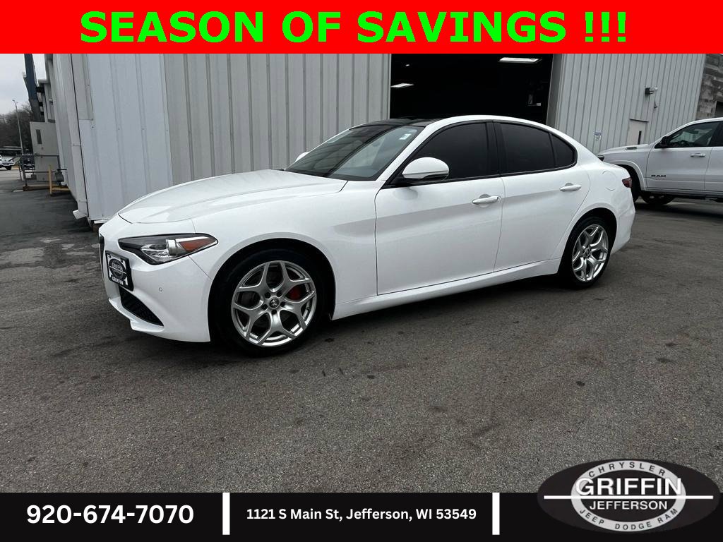 Used 2021 Alfa Romeo Giulia Ti image 1