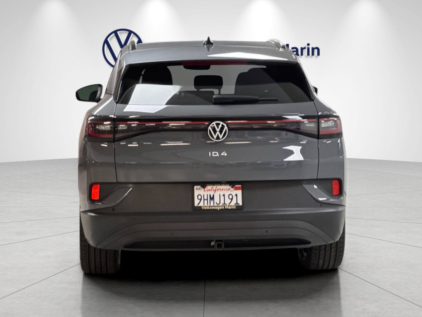 Used 2023 Volkswagen ID.4 Pro AWD/4WD image 4