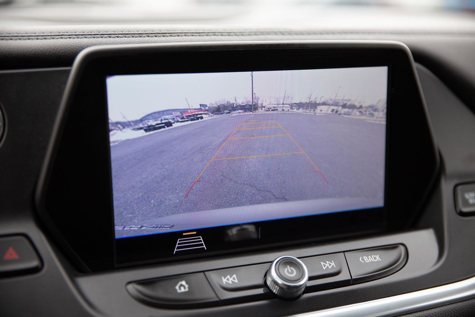 Used 2020 Chevrolet Blazer LT image 17