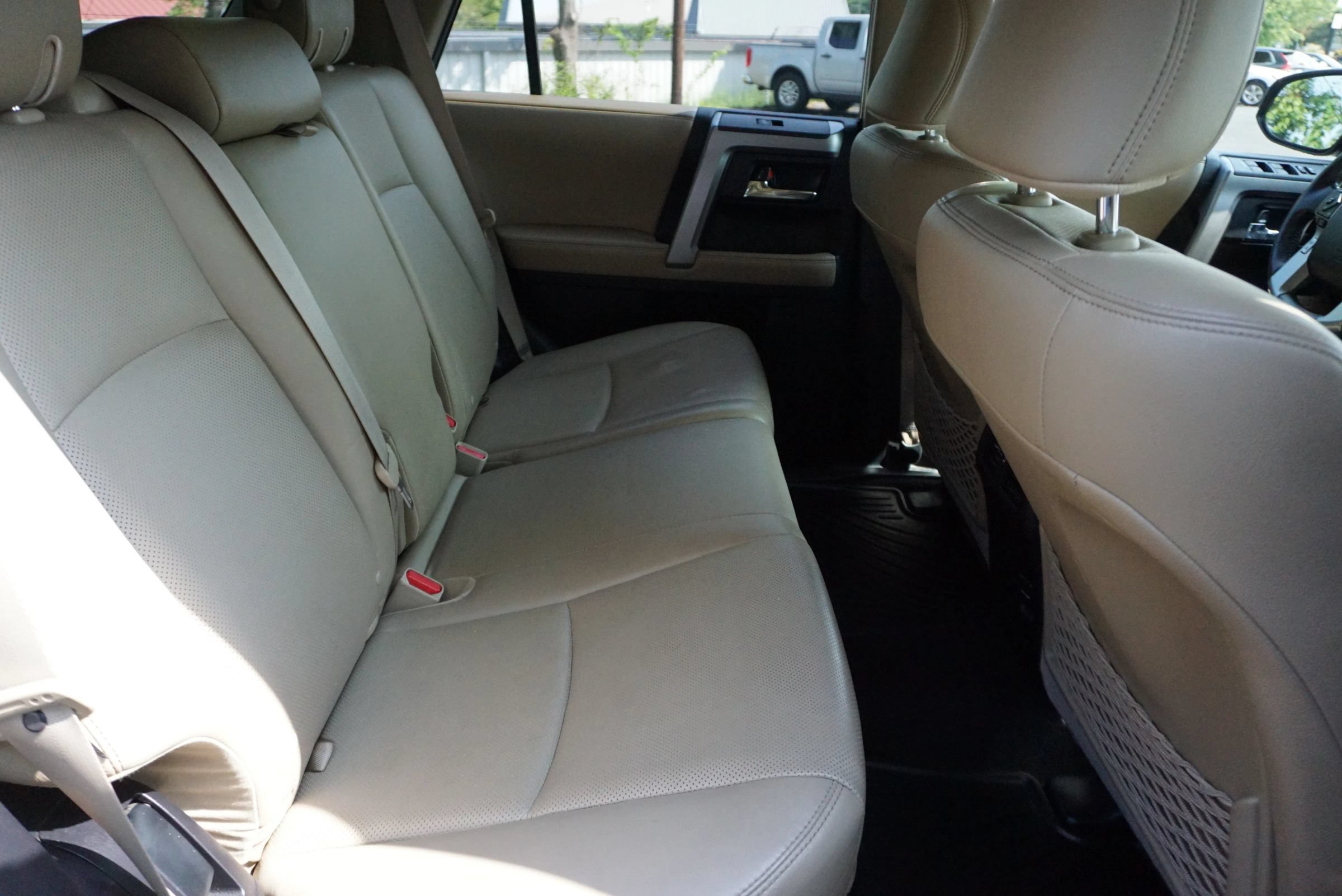 Used 2016 Toyota 4Runner Limited AWD/4WD image 39