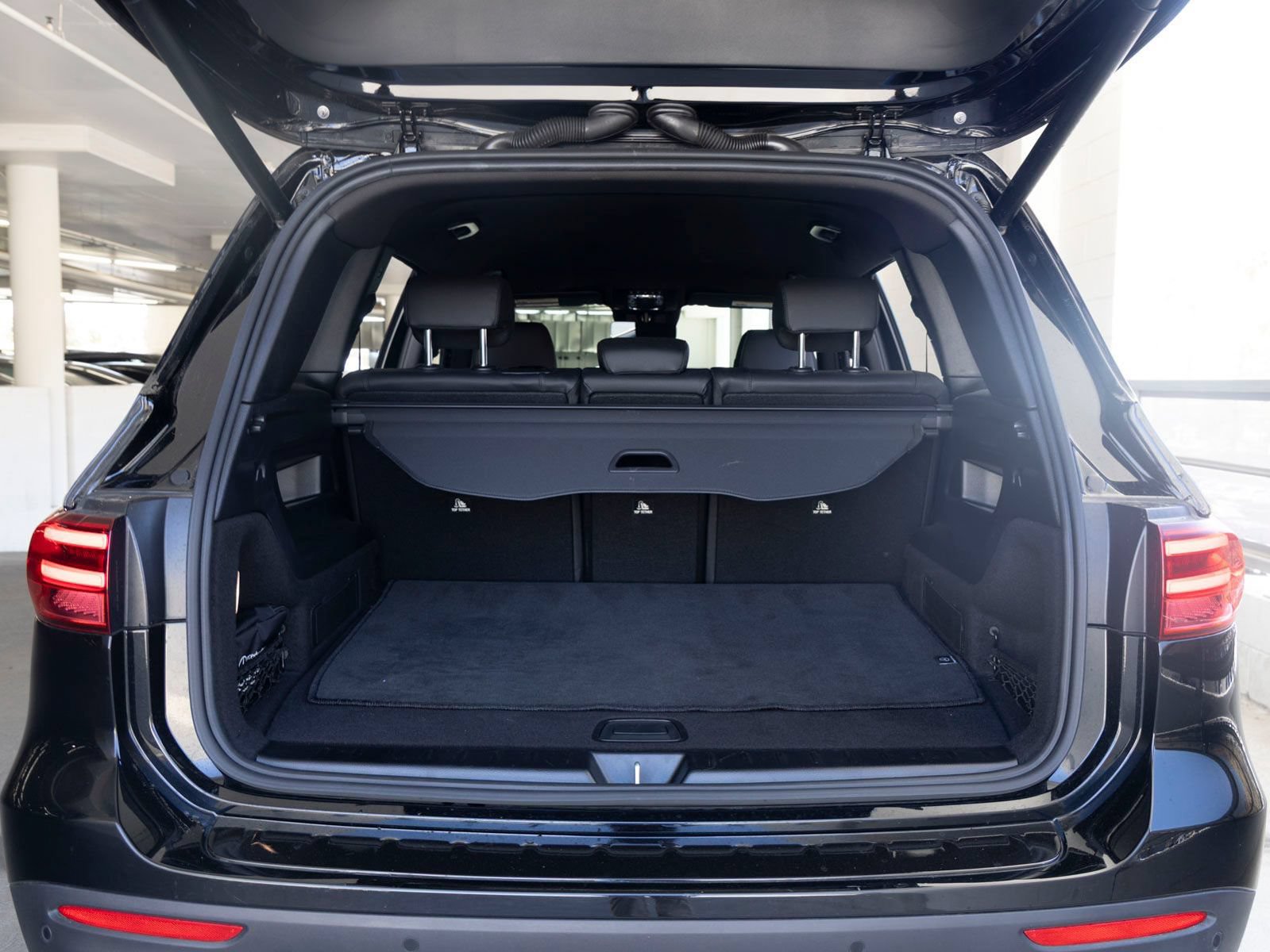 Used 2025 Mercedes-Benz GLB 250 image 21