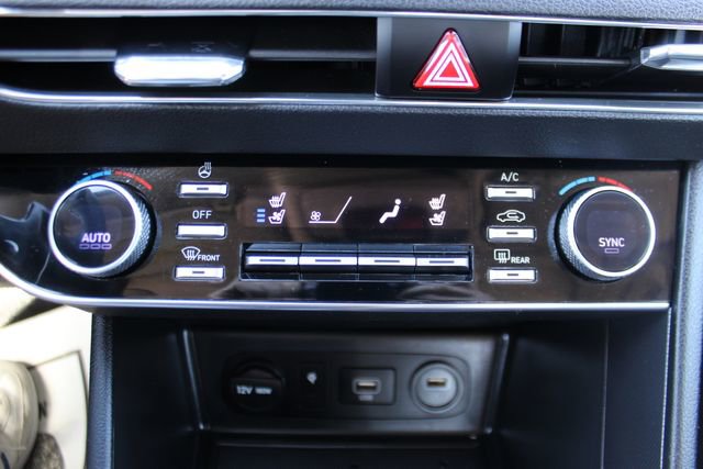 Used 2022 Hyundai Sonata Limited w/ Cargo Package FWD image 21
