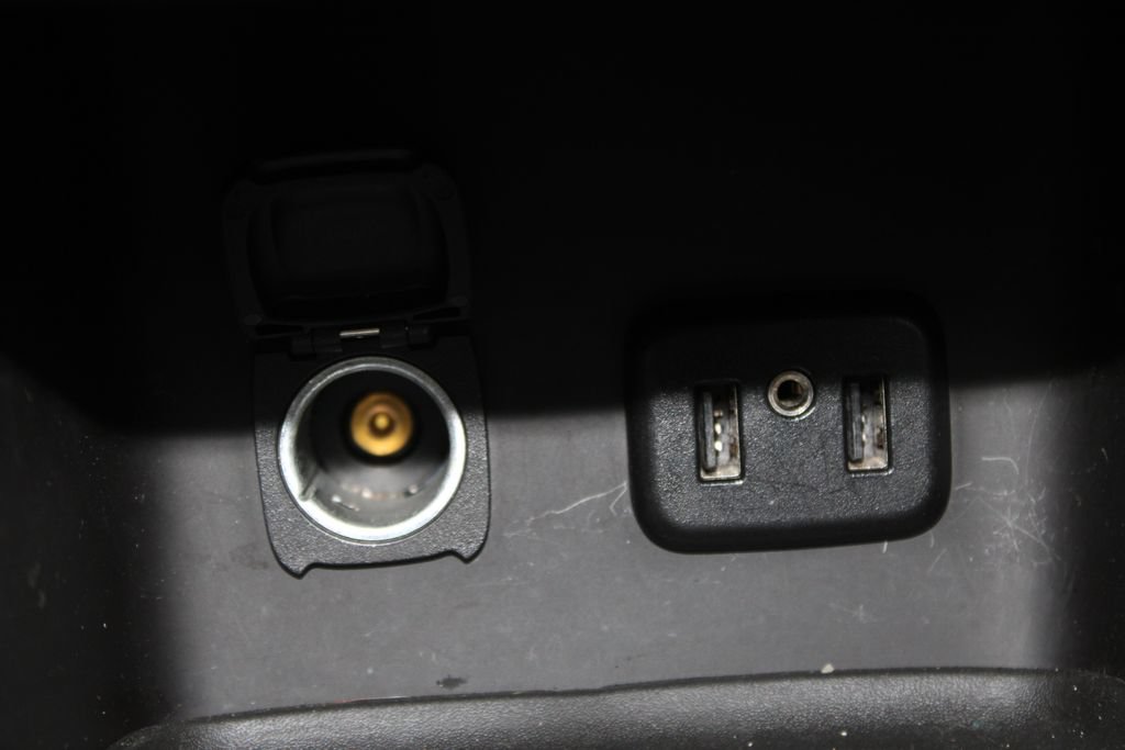 Used 2019 GMC Acadia SLE FWD image 44