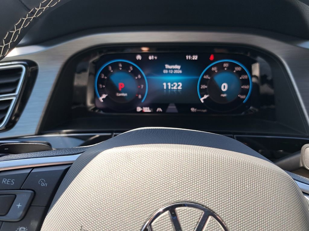 Used 2026 Volkswagen Atlas Cross Sport SE image 12