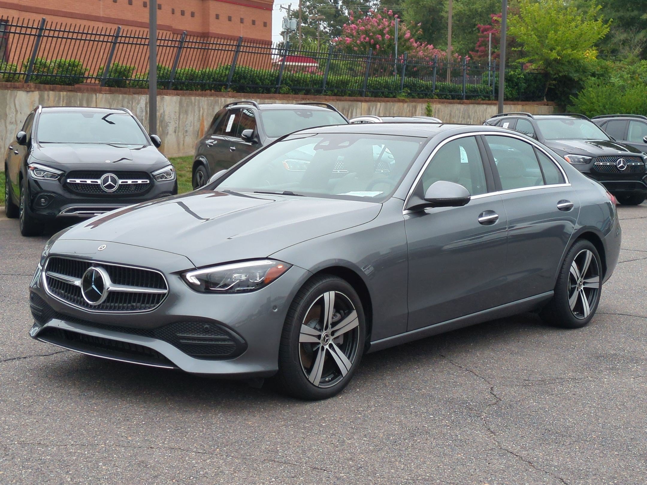 Used 2025 Mercedes-Benz C 300 Sedan image 7