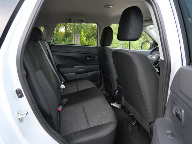 Used 2026 Mitsubishi Outlander Sport ES AWD/4WD image 9