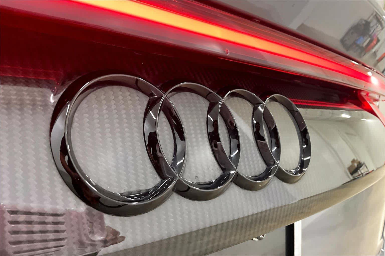 Used 2024 Audi RS Q8 AWD/4WD image 30