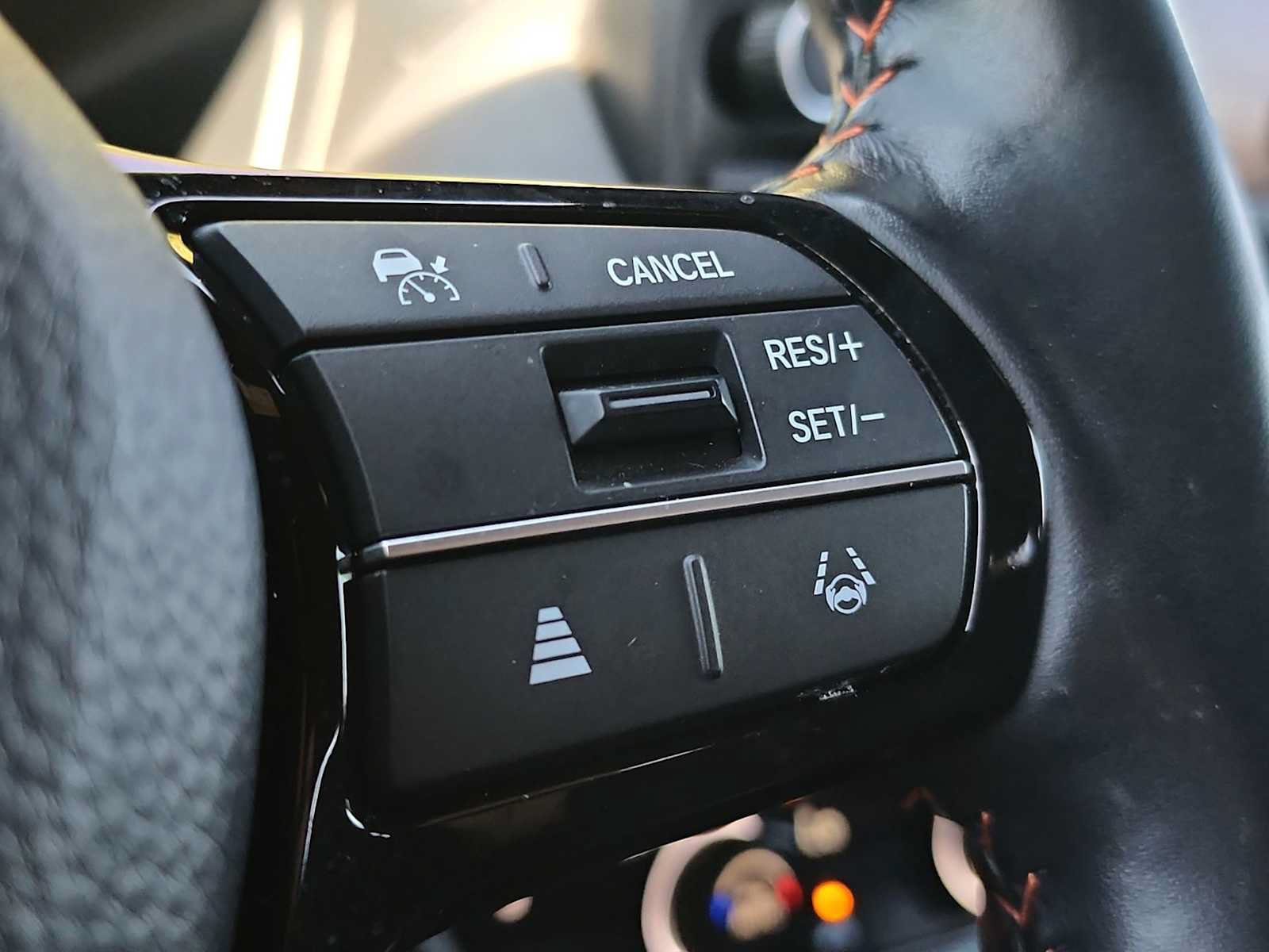 Used 2025 Honda HR-V Sport image 26