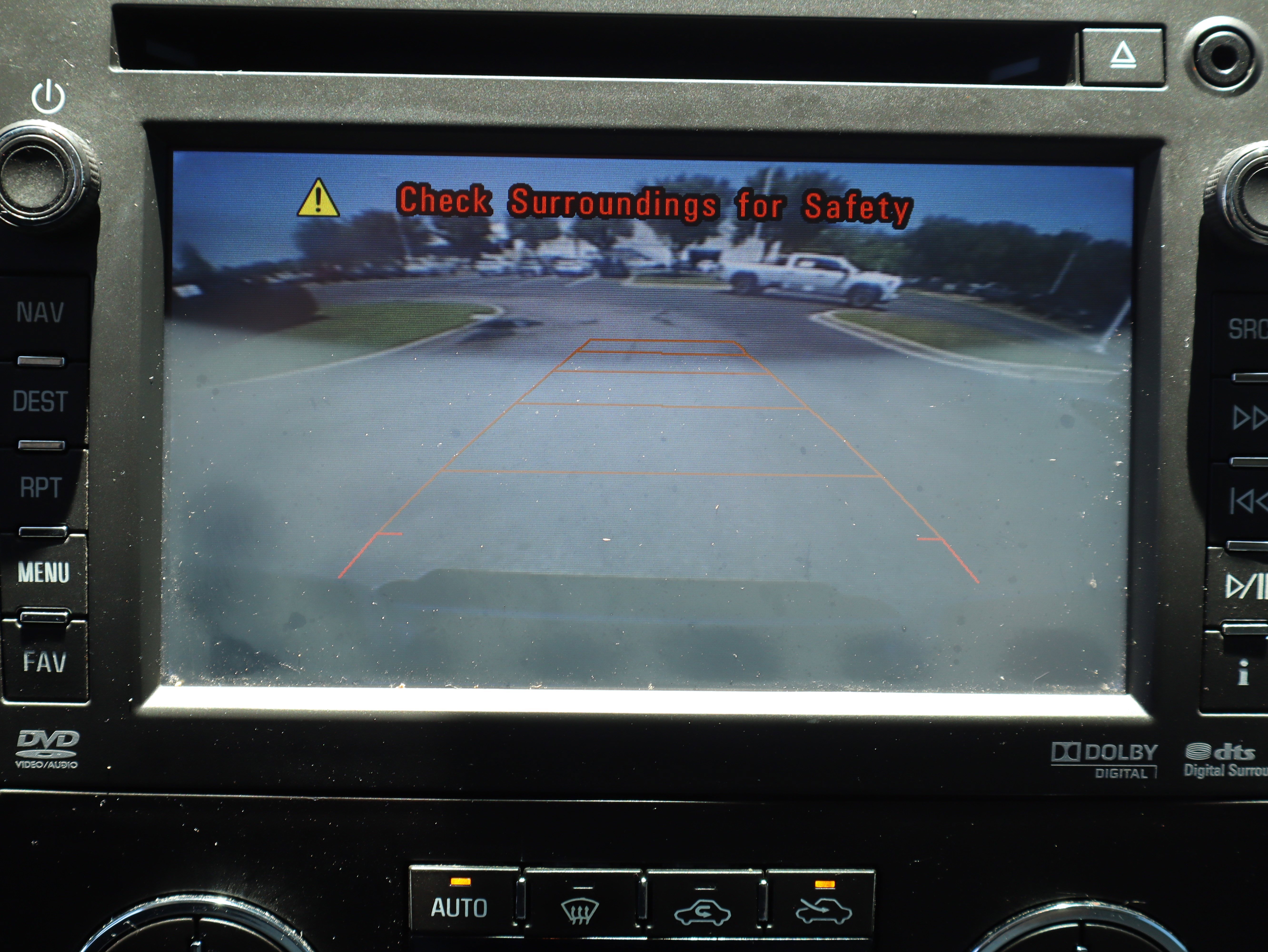 Used 2013 Chevrolet Avalanche LT AWD/4WD image 30
