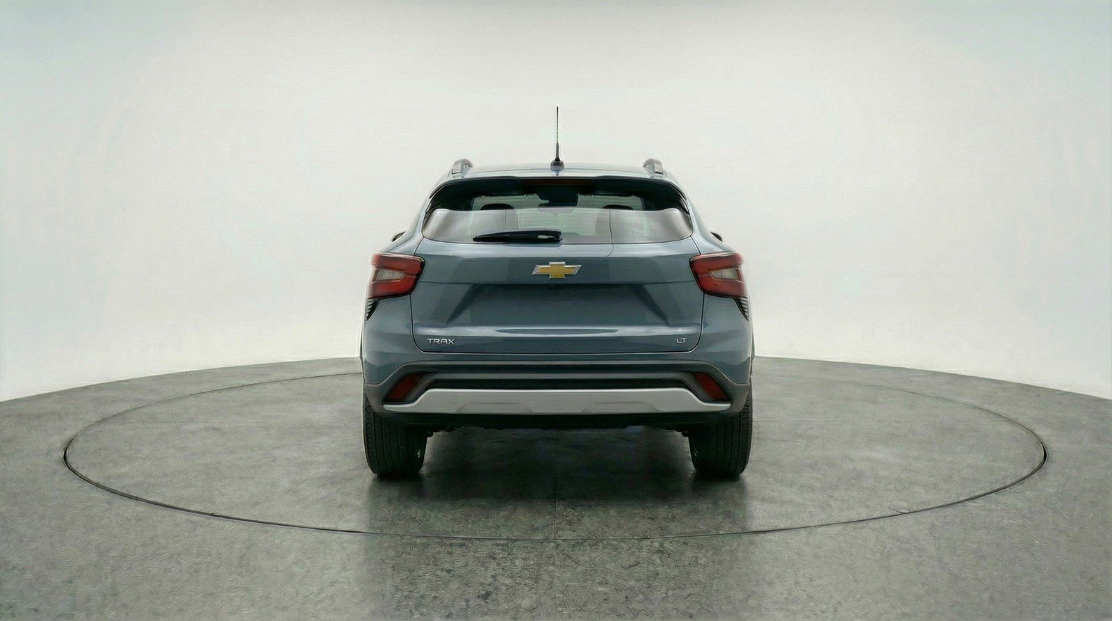 Used 2025 Chevrolet Trax LT image 7