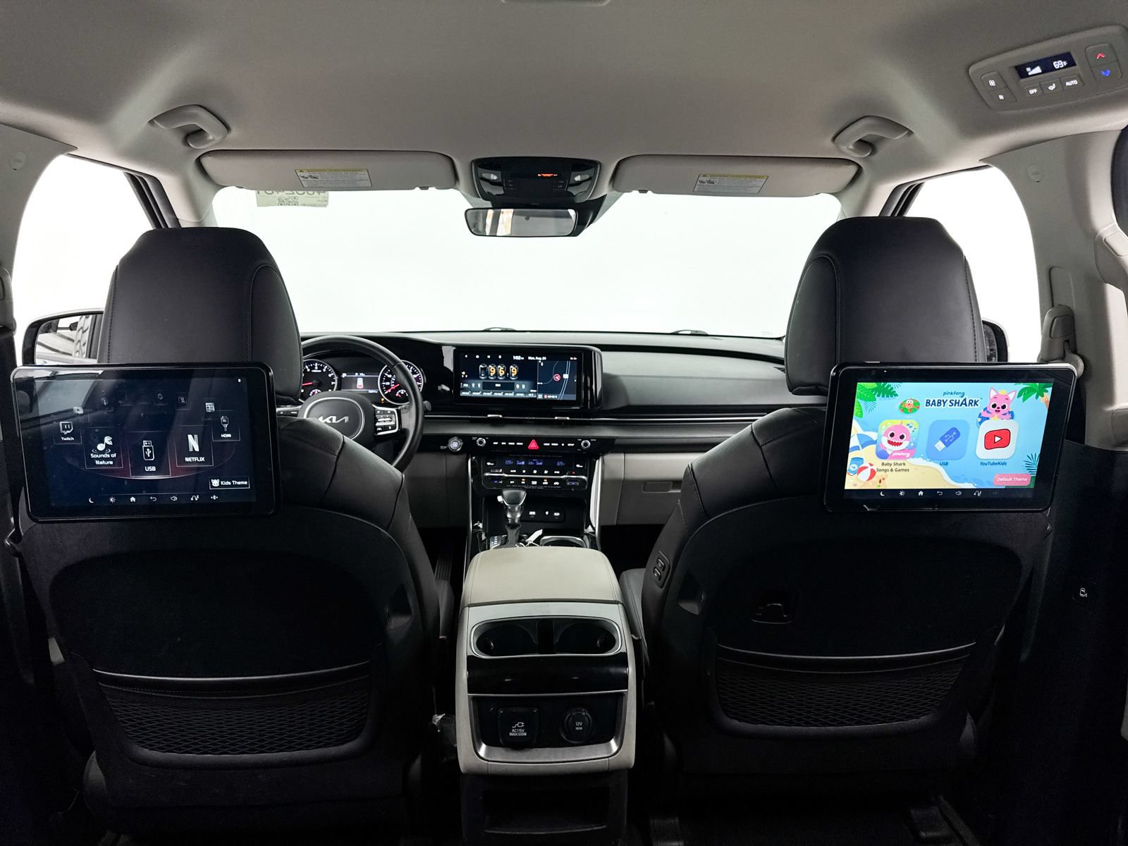 Used 2022 Kia Carnival SX FWD image 11