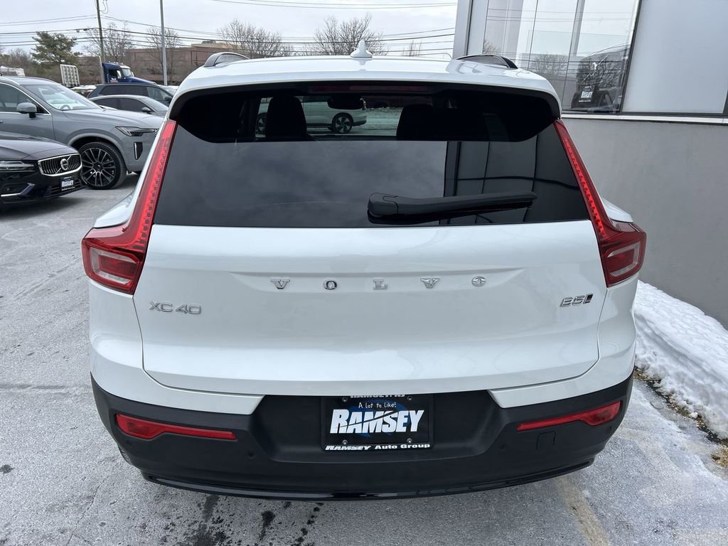 New 2026 Volvo XC40 B5 Plus w/ Protection Package Premier AWD/4WD image 26