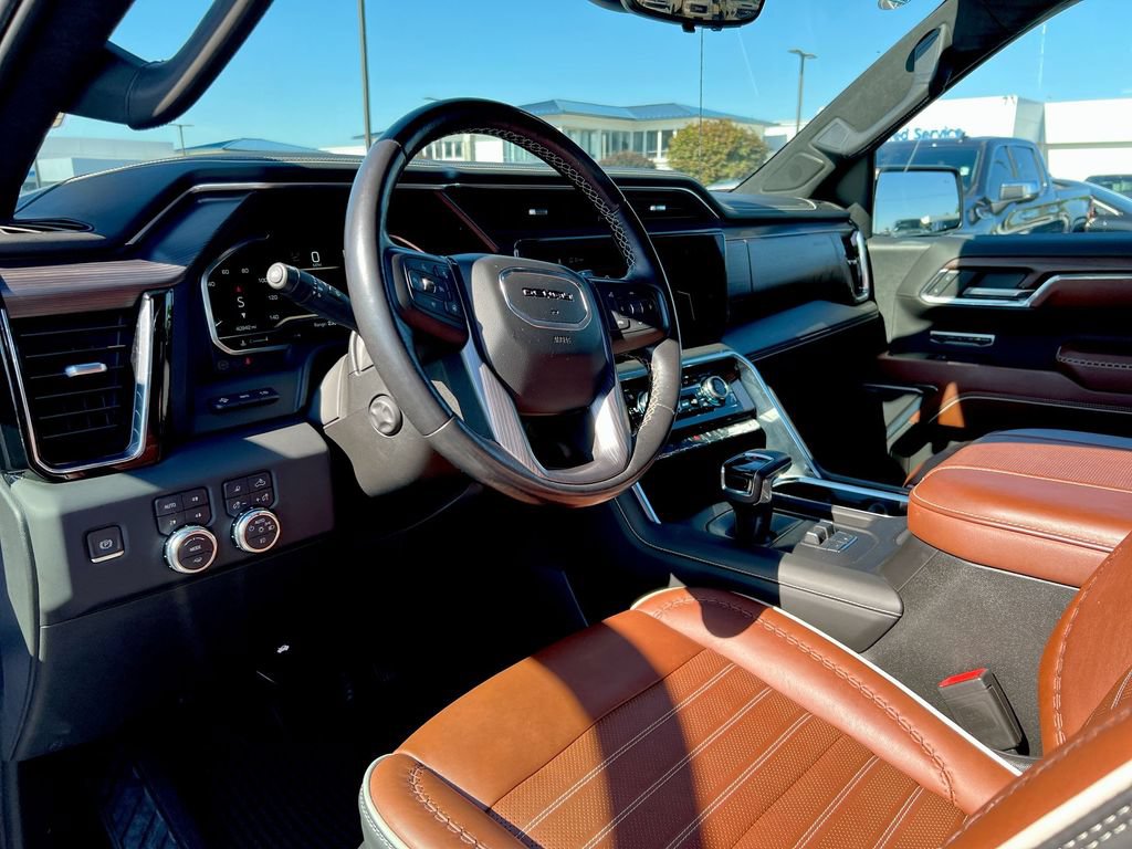 Used 2023 GMC Sierra 1500 Denali Ultimate AWD/4WD image 10