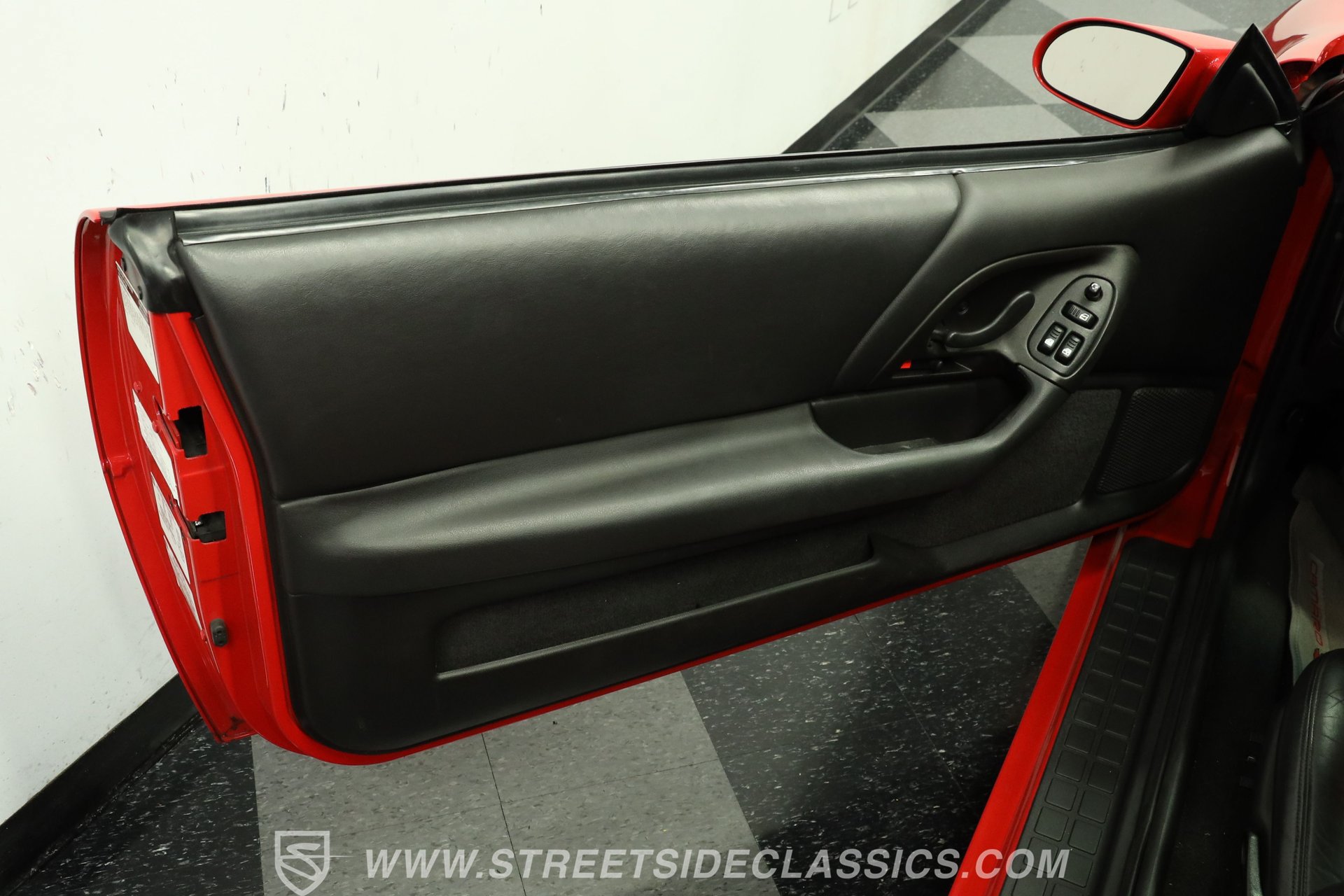 Used 2002 Chevrolet Camaro Z28 RWD image 34