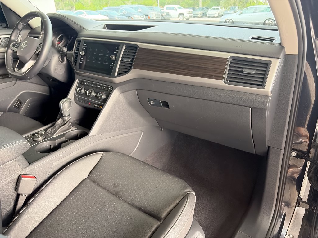 Used 2021 Volkswagen Atlas SE w/ Panoramic Sunroof Package AWD/4WD image 28