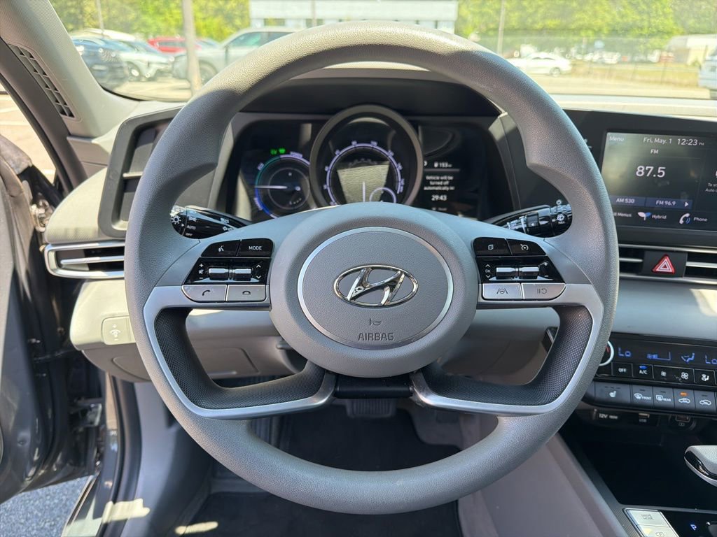 Certified 2023 Hyundai Elantra Blue w/ Cargo Package FWD image 18