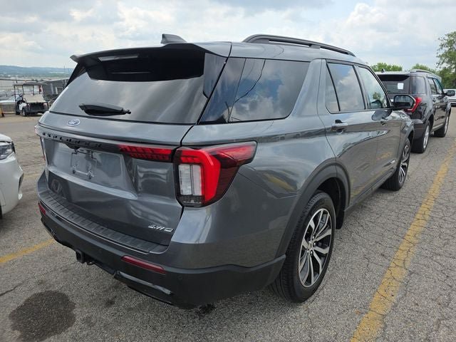 Used 2025 Ford Explorer ST-Line AWD/4WD image 6