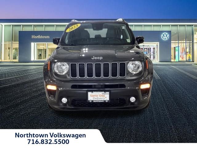 Used 2023 Jeep Renegade Limited image 2