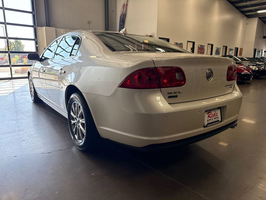 Used 2011 Buick Lucerne CXL image 18