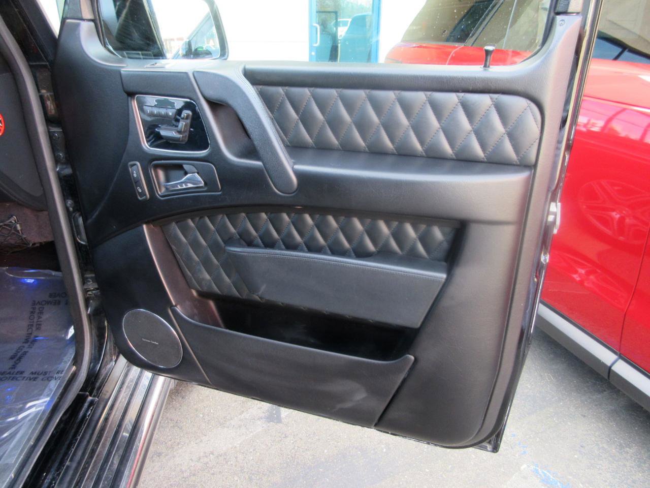 Used 2015 Mercedes-Benz G 63 AMG 4MATIC image 19