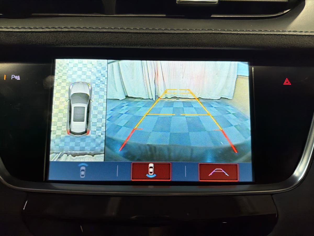 Used 2018 Cadillac XT5 Platinum image 21