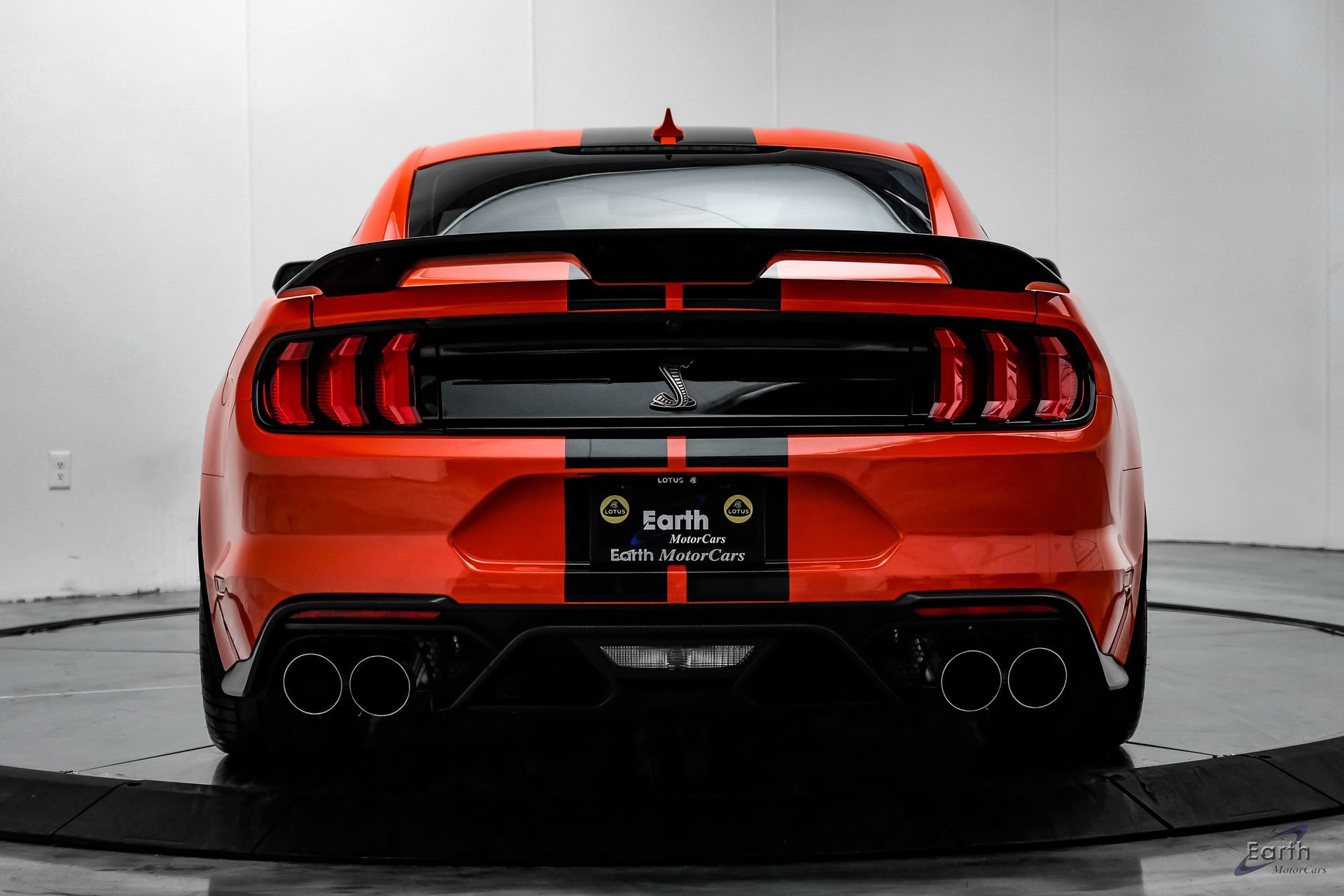 Used 2022 Ford Mustang Shelby GT500 w/ Technology Package RWD image 10