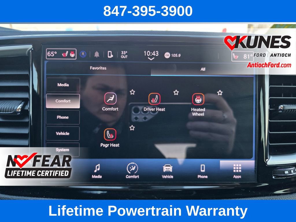 Used 2024 Chrysler Pacifica Touring-L image 54