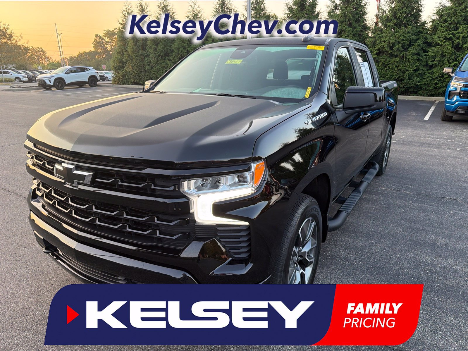 Used 2024 Chevrolet Silverado 1500 RST w/ Protection Package AWD/4WD image 1