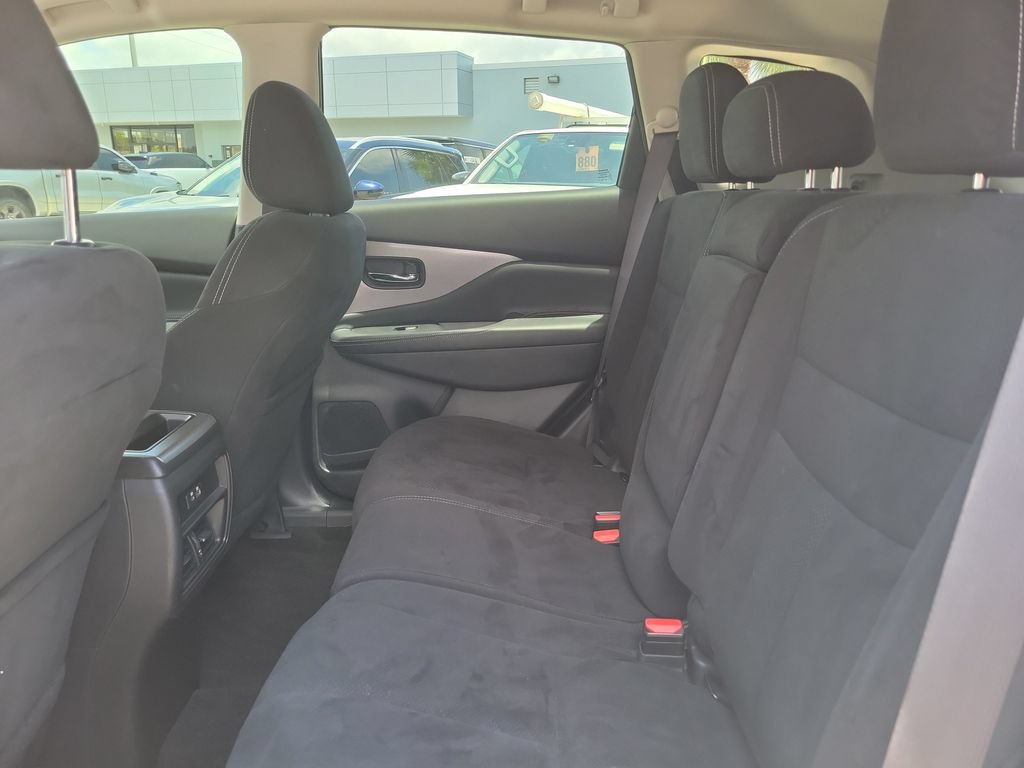 Used 2019 Nissan Murano S FWD image 15