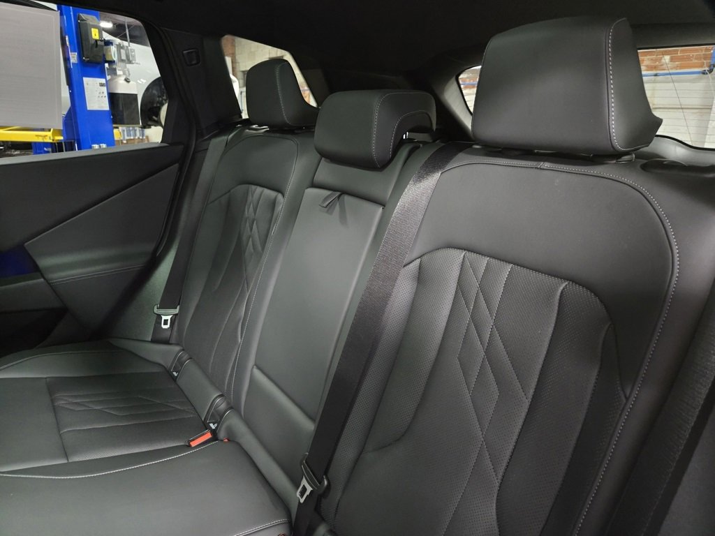 Used 2025 BMW X3 M50 w/ Premium Package image 34