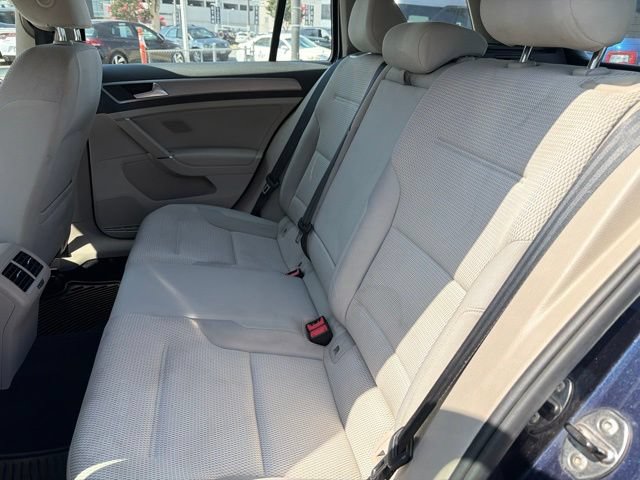 Used 2017 Volkswagen Golf S AWD/4WD image 19