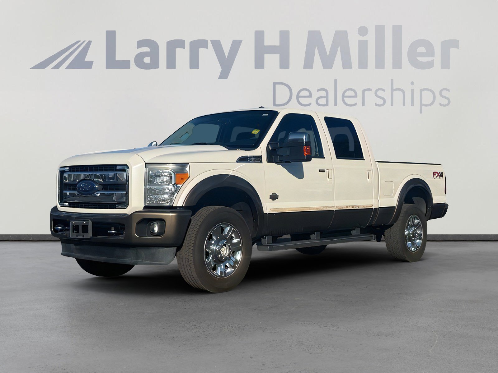 Used 2016 Ford F350 King Ranch w/ FX4 Off-Road Package AWD/4WD image 2