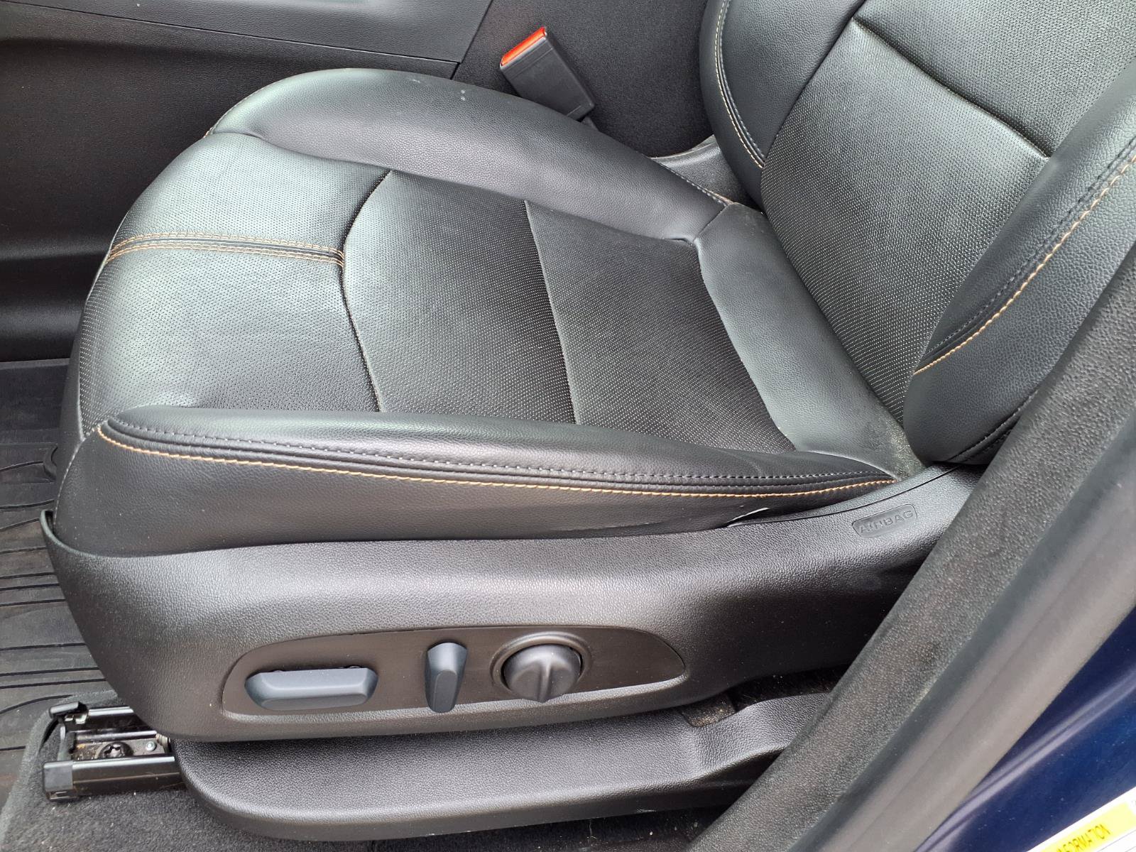 Used 2022 Chevrolet Equinox Premier AWD/4WD image 26