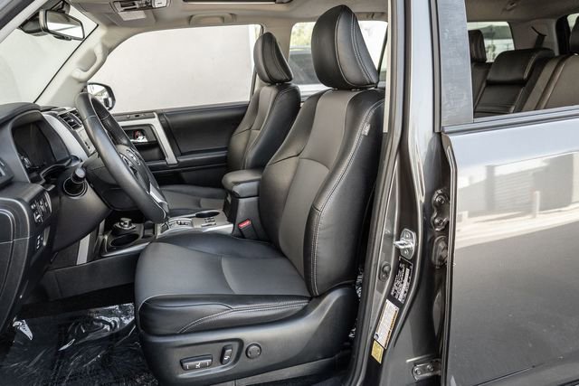 Used 2022 Toyota 4Runner SR5 Premium w/ Moonroof Package AWD/4WD image 12