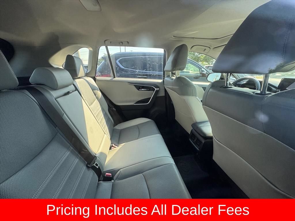 Used 2024 Toyota RAV4 Limited w/ Advanced Technology Package AWD/4WD image 4