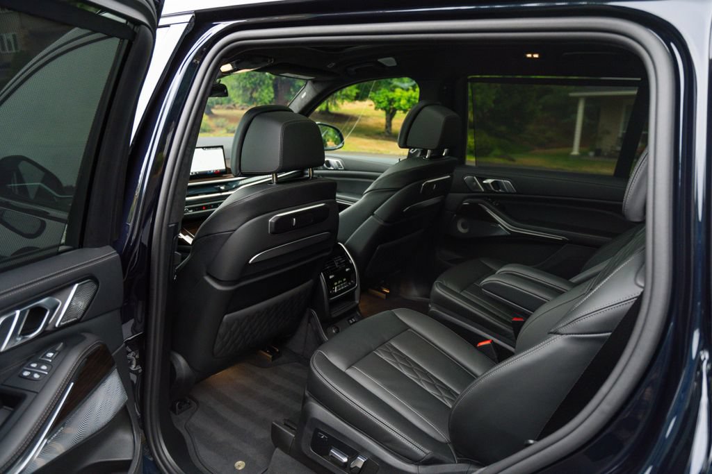 Used 2026 BMW ALPINA XB7 AWD/4WD image 19