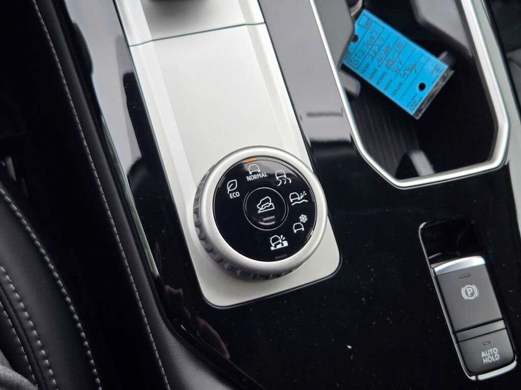 New 2027 Mitsubishi Outlander SE AWD/4WD image 22