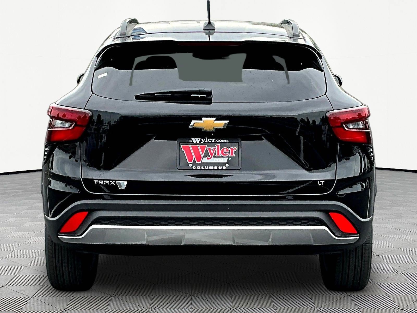 New 2026 Chevrolet Trax LT w/ LT Convenience Package FWD image 5